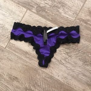 Victoria’s Secret | Lace Thong